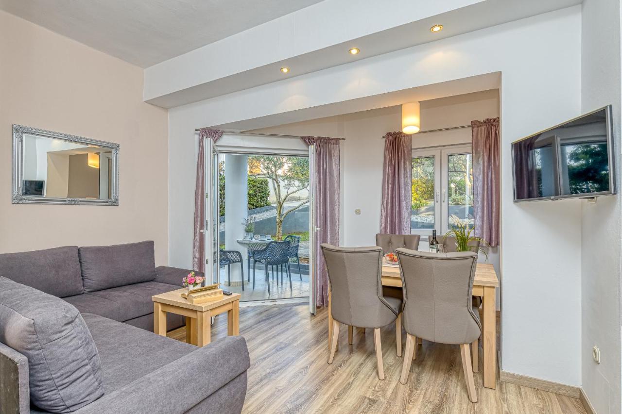 Villa Mihaela Трогир Екстериор снимка