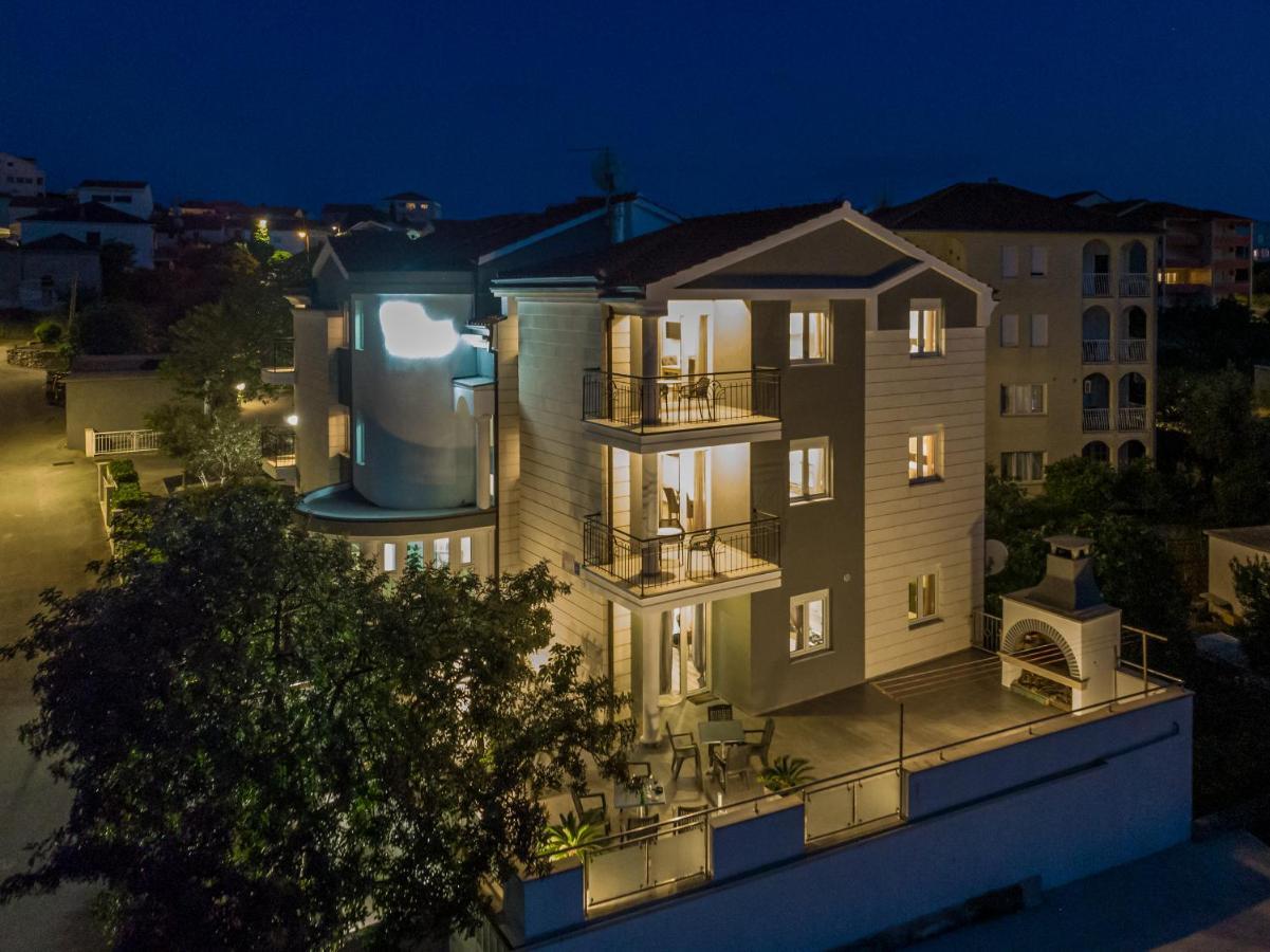 Villa Mihaela Трогир Екстериор снимка